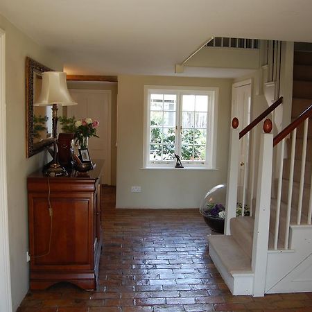 Pickwick House Bed and Breakfast Stoke by Clare Zewnętrze zdjęcie