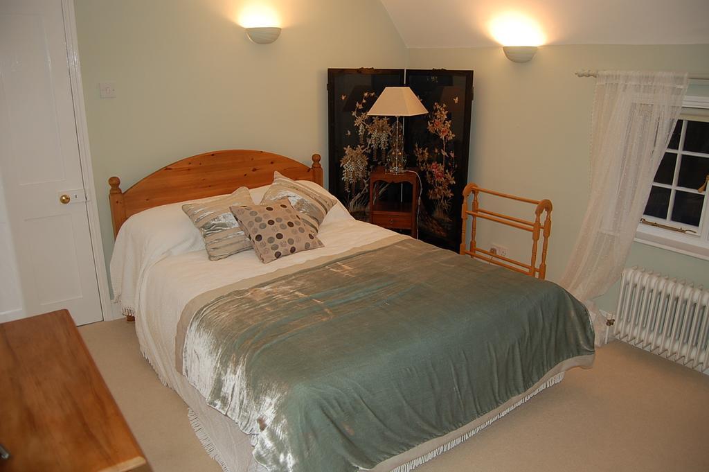 Pickwick House Bed and Breakfast Stoke by Clare Pokój zdjęcie